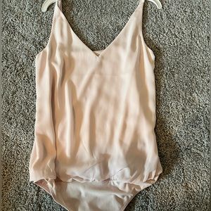 light pink v-neck body suit size small